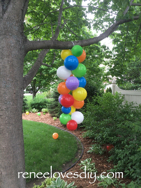 Columns of Balloons!